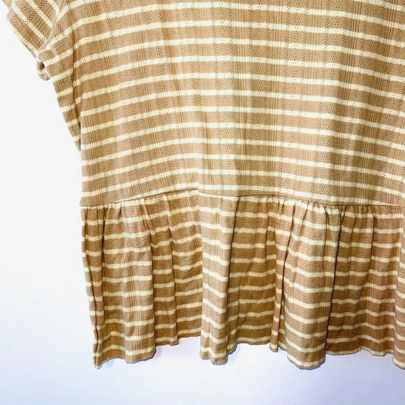 LC Lauren Conrad Tan & White Striped Short Sleeve Peplum Top XXlarge Women’s - Picture 4 of 10